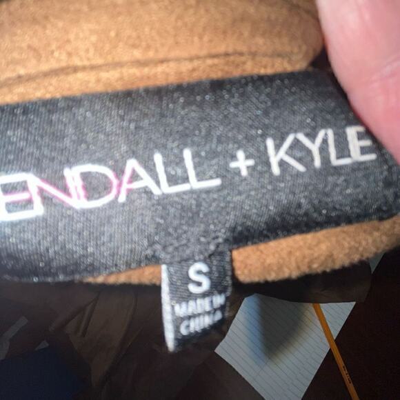 Kendall + Kylie cognac draped faux suede shrug small - Picture 4 of 5